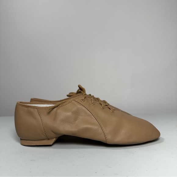 NEW Bloch Dance Women's Jazzsoft Split Sole Leather Jazz Shoe in Tan Size 8 - Picture 11 of 11